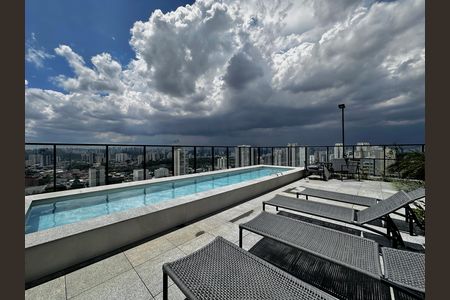 Studio à venda com 30m², 0 quarto e sem vagaPiscina