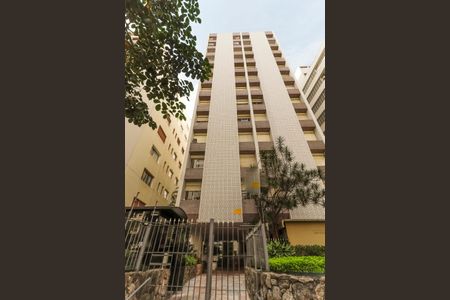 Apartamento para alugar com 120m², 3 quartos e 1 vagaFachada