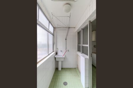 Apartamento para alugar com 120m², 3 quartos e 1 vagaÁrea de Serviço