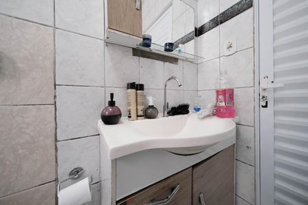 Casa à venda com 262m², 6 quartos e 2 vagasBanheiro 2