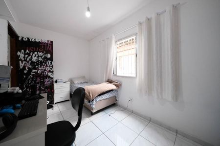 Casa à venda com 262m², 6 quartos e 2 vagasQuarto 1