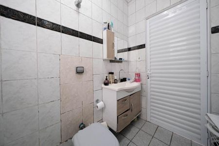 Casa à venda com 262m², 6 quartos e 2 vagasBanheiro 2
