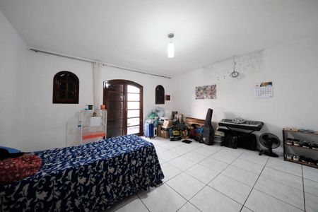 Casa à venda com 262m², 6 quartos e 2 vagasSuíte