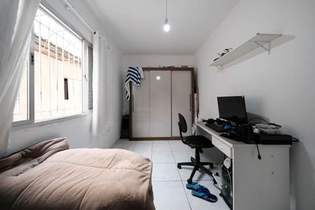 Casa à venda com 262m², 6 quartos e 2 vagasQuarto 1