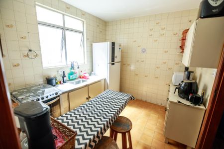 Apartamento para alugar com 69m², 2 quartos e 1 vagaCozinha