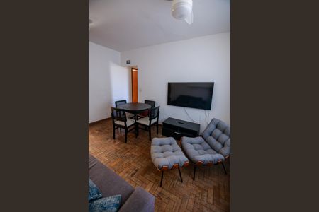 Sala de apartamento para alugar com 2 quartos, 69m² em Padre Eustáquio, Belo Horizonte