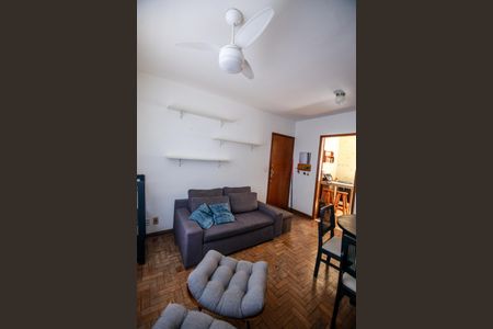 Apartamento para alugar com 69m², 2 quartos e 1 vagaSala