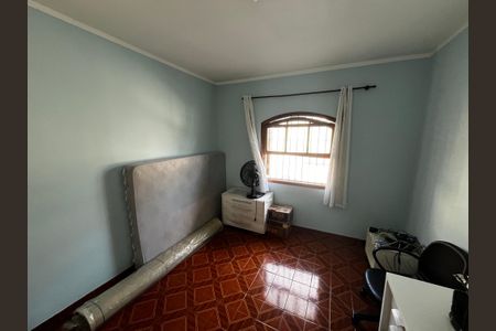 Casa à venda com 125m², 3 quartos e 2 vagasQuarto 3