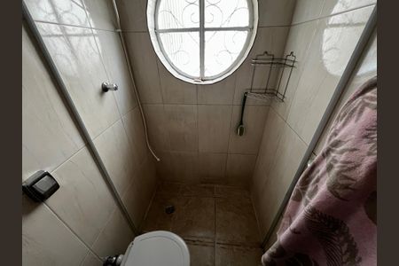 Casa à venda com 125m², 3 quartos e 2 vagasBanheiro 2