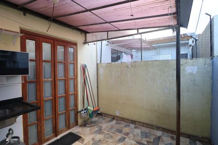 Casa de condomínio à venda com 50m², 2 quartos e 2 vagasÁrea externa