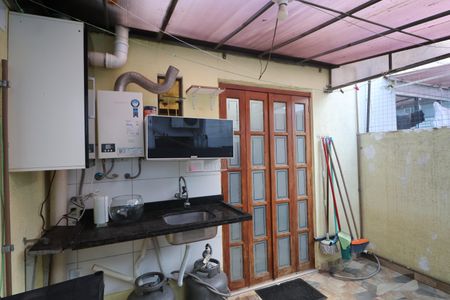 Casa de condomínio à venda com 50m², 2 quartos e 2 vagasÁrea externa