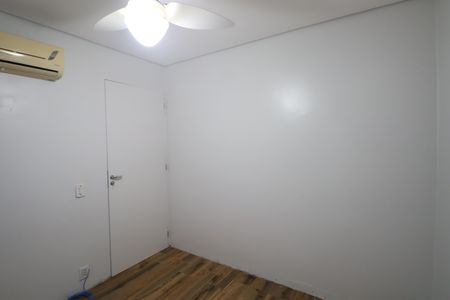 Casa de condomínio à venda com 50m², 2 quartos e 2 vagasQuarto 1