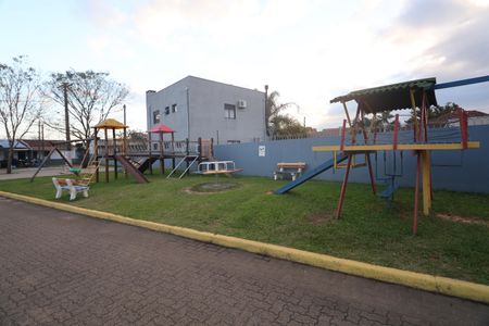 Casa de condomínio à venda com 50m², 2 quartos e 2 vagasÁrea comum - Playground