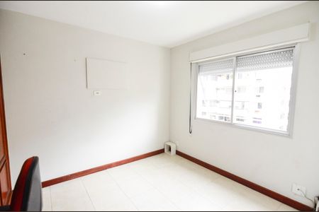 Apartamento à venda com 167m², 3 quartos e 2 vagasQuarto 2