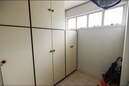 Apartamento à venda com 167m², 3 quartos e 2 vagasQuarto de Serviço