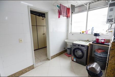 Apartamento à venda com 167m², 3 quartos e 2 vagasÁrea de Serviço