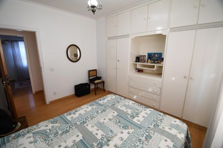 Casa à venda com 207m², 4 quartos e 2 vagasQuarto 2