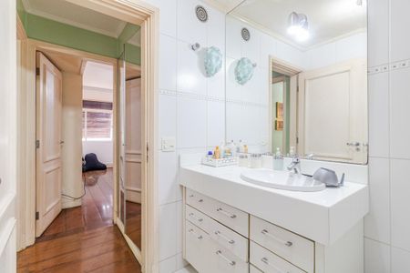 Apartamento à venda com 150m², 3 quartos e 1 vagaBanheiro da Suíte