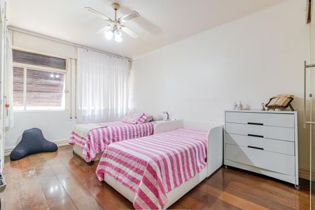 Apartamento à venda com 150m², 3 quartos e 1 vagaSuíte