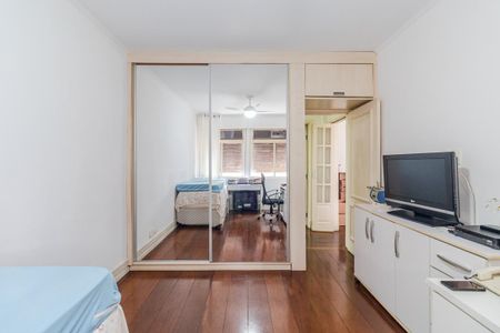 Apartamento à venda com 150m², 3 quartos e 1 vagaQuarto 2