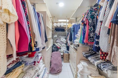 Apartamento à venda com 150m², 3 quartos e 1 vagaSuíte