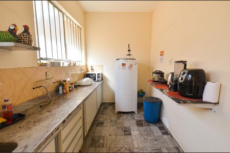 Casa à venda com 170m², 4 quartos e 3 vagas