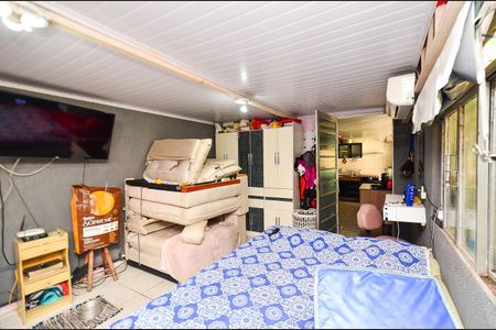 Casa à venda com 170m², 4 quartos e 3 vagas Casa à venda com 170m², 4 quartos e 3 vagasSuíte 2 - Edícula