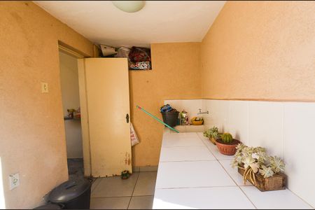 Casa à venda com 170m², 4 quartos e 3 vagas Casa à venda com 170m², 4 quartos e 3 vagasÁrea de Serviço