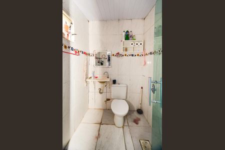 Casa à venda com 170m², 4 quartos e 3 vagas Casa à venda com 170m², 4 quartos e 3 vagasBanheiro Suíte 2 - Edícula