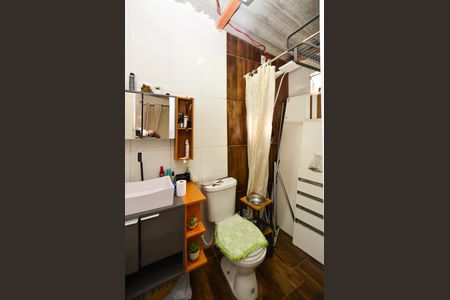 Casa à venda com 170m², 4 quartos e 3 vagas Casa à venda com 170m², 4 quartos e 3 vagasBanheiro Suite