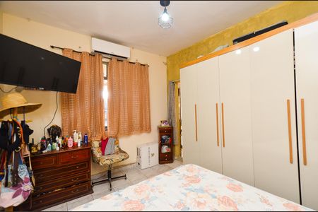 Casa à venda com 170m², 4 quartos e 3 vagas Casa à venda com 170m², 4 quartos e 3 vagas Suíte 1 - Edícula