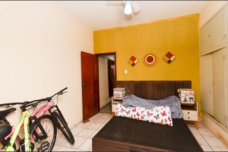 Casa à venda com 170m², 4 quartos e 3 vagas Casa à venda com 170m², 4 quartos e 3 vagasSuite