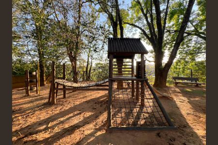 Casa de condomínio para alugar com 260m², 3 quartos e 4 vagas Casa de condomínio para alugar com 260m², 3 quartos e 4 vagasÁrea comum - Playground