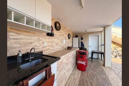 Casa de condomínio para alugar com 260m², 3 quartos e 4 vagas Casa de condomínio para alugar com 260m², 3 quartos e 4 vagasChurrasqueira