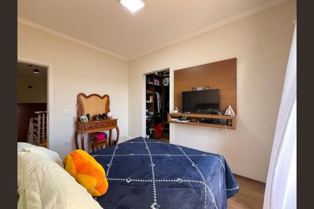 Casa de condomínio para alugar com 260m², 3 quartos e 4 vagas Casa de condomínio para alugar com 260m², 3 quartos e 4 vagasSuíte 3