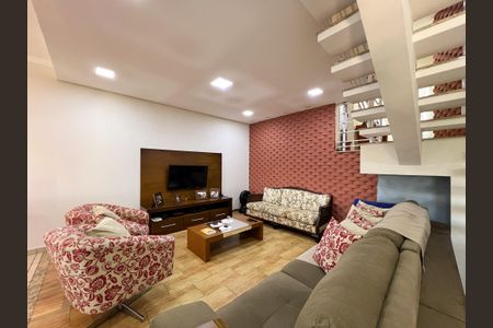 Casa de condomínio para alugar com 260m², 3 quartos e 4 vagas Casa de condomínio para alugar com 260m², 3 quartos e 4 vagasSala