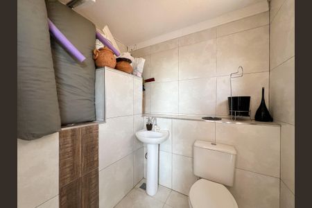 Casa de condomínio para alugar com 260m², 3 quartos e 4 vagas Casa de condomínio para alugar com 260m², 3 quartos e 4 vagasBanheiro da Churrasqueira