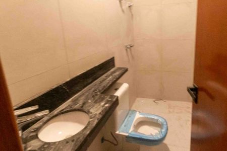 Casa à venda com 120m², 3 quartos e 2 vagasBanheiro da Suíte 02