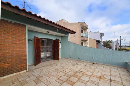 Casa à venda com 196m², 3 quartos e 2 vagasSacada - Suíte