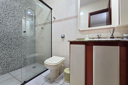 Casa à venda com 196m², 3 quartos e 2 vagasBanheiro Social