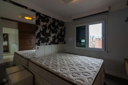 Apartamento à venda com 210m², 3 quartos e 3 vagasSuíte 2