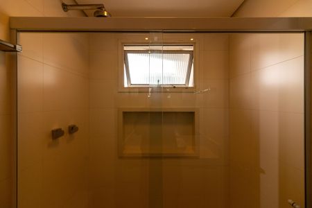 Apartamento à venda com 210m², 3 quartos e 3 vagasBanheiro suíte 1