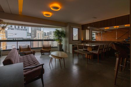 Sala de apartamento para alugar com 3 quartos, 210m² em Vila Olímpia, São Paulo