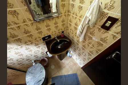 Casa à venda com 210m², 3 quartos e 6 vagasBanheiro da Suíte