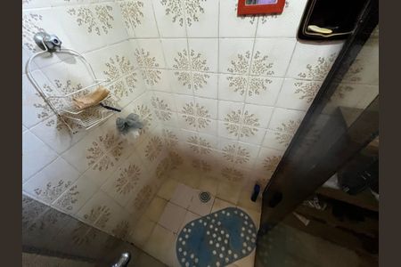 Casa à venda com 210m², 3 quartos e 6 vagasBanheiro Social