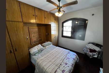 Casa à venda com 210m², 3 quartos e 6 vagasSuíte