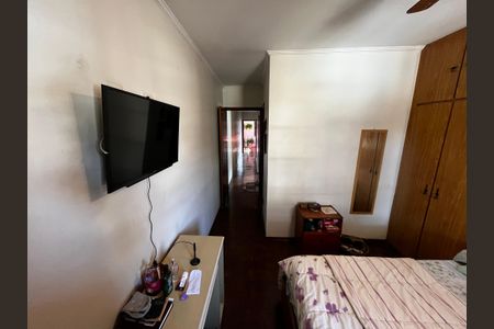 Casa à venda com 210m², 3 quartos e 6 vagasSuíte