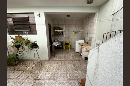 Casa à venda com 210m², 3 quartos e 6 vagasQuintal