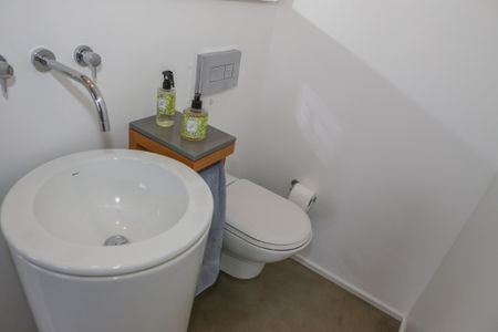 Apartamento para alugar com 140m², 3 quartos e 2 vagas Apartamento para alugar com 140m², 3 quartos e 2 vagasLavabo