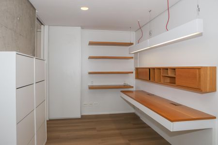 Apartamento para alugar com 140m², 3 quartos e 2 vagas Apartamento para alugar com 140m², 3 quartos e 2 vagasEscritório